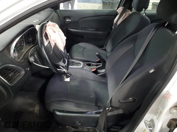 2012 Chrysler 200 Touring with VIN 1C3CCBBB4CN195496, listed as a Copart auction lot 52695825 with 140,821 mi miles and Salvage Title. Bid and sale history available at carsss.com. Image 7.