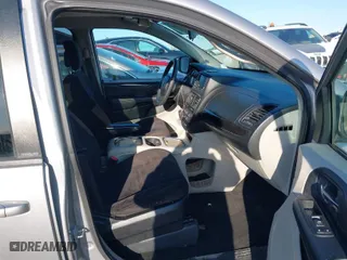 2014 Dodge Grand Caravan SXT 30th Anniversary with VIN 2C4RDGCG3ER253517, listed as a IAAI auction lot 41853737 with 194,476 mi miles. Bid and sale history available at carsss.com. Image 5.