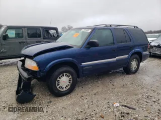 2000 GMC Jimmy SLT Convenience with VIN 1GKDT13W3Y2333652, listed as a Copart auction lot 47635405 with 216,336 mi miles and Clean Title. Bid and sale history available at carsss.com. Image 1.
