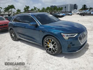 2019 Audi e-tron Prestige с VIN WA1VABGE8KB013239, выставлен на аукционе Copart как лот 66461565 с пробегом 52 301 миль миль и Чистый • Clean title. История ставок и продаж доступна на DreamBid. Изображение 4.