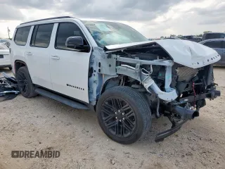 2023 Jeep Wagoneer Series II z VIN 1C4SJVBP2PS574417, wystawiony jako Copart lot #59399655 z przebiegiem 30 418 mil mil oraz Szkoda całkowita • Salvage title. Historia ofert i sprzedaży dostępna na DreamBid. Obrazek 4.