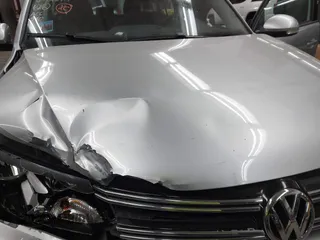 2017 Volkswagen Tiguan S with VIN WVGBV7AX6HK042814, listed as a IAAI auction lot 41742587 with 89,086 mi miles and . Bid and sale history available at DreamBid. Image 10.