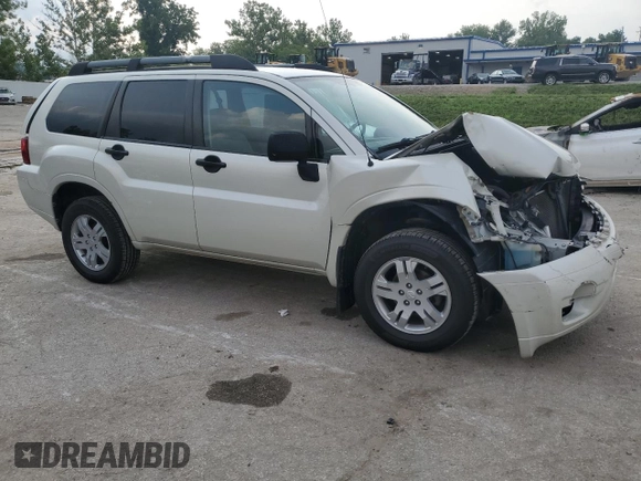 2008 Mitsubishi Endeavor LS with VIN 4A4MN21S88E037416, listed as a Copart auction lot 61838084 with 170,562 mi miles and Salvage Title. Bid and sale history available at carsss.com. Image 4.