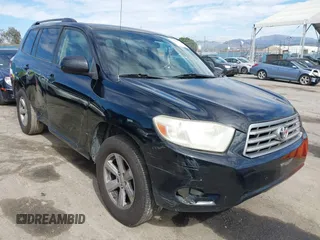 2008 Toyota Highlander z VIN JTEDS41A182009800, wystawiony jako IAAI lot #41621810 z przebiegiem 220 024 mil mil oraz . Historia ofert i sprzedaży dostępna na DreamBid. Obrazek 1.