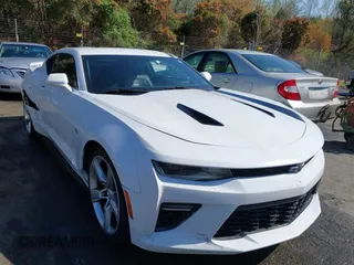 2017 Chevrolet Camaro 2SS with VIN 1G1FH1R77H0102036, listed as a IAAI auction lot 41924124 with 170,443 mi miles and . Bid and sale history available at carsss.com. Image 1.