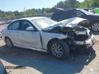 2016 BMW 3 Series 320i xDrive с VIN WBA8E5G59GNT94515, выставлен на аукционе IAAI как лот 42548876 с пробегом 72 804 миль миль и . История ставок и продаж доступна на DreamBid. Изображение 14.