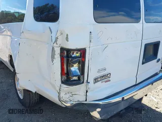 2008 Ford Econoline Passenger XL with VIN 1FBSS31LX8DA49552, listed as a IAAI auction lot 41628947 with 151,426 mi miles and . Bid and sale history available at DreamBid. Image 18.
