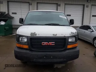 2011 GMC Savana Cargo z VIN 1GTW7GCAXB1905846, wystawiony jako Copart lot #84195244 z przebiegiem 329 583 mil mil oraz Nie do naprawy • Non repairable. Historia ofert i sprzedaży dostępna na DreamBid. Obrazek 5.