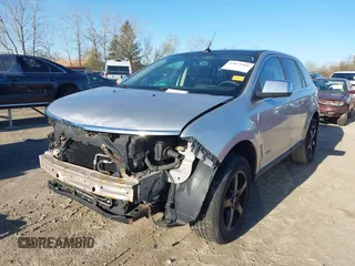 2009 Lincoln MKX with VIN 2LMDU68C49BJ06499, listed as a IAAI auction lot 42072966 with 190,936 mi miles. Bid and sale history available at carsss.com. Image 17.
