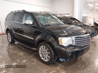 2007 Chrysler Aspen Limited z VIN 1A8HW58247F582768, wystawiony jako IAAI lot #41932016 z przebiegiem 113 268 mil mil oraz . Historia ofert i sprzedaży dostępna na DreamBid. Obrazek 1.