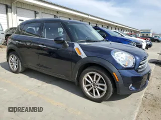 2016 MINI Countryman with VIN WMWZB3C50GWR47134, listed as a Copart auction lot 47391835 with 119,867 mi miles and Clean title. Bid and sale history available at DreamBid. Image 4.