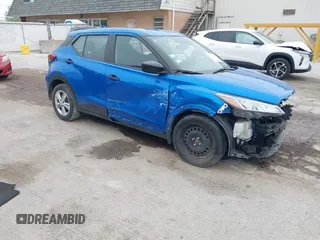 2021 Nissan Kicks S z VIN 3N1CP5BV7ML485764, wystawiony jako IAAI lot #42172190 z przebiegiem 57 871 mil mil oraz . Historia ofert i sprzedaży dostępna na DreamBid. Obrazek 1.