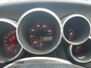 2006 Pontiac Vibe with VIN 5Y2SL65896Z439557, listed as a Copart auction lot 63619875 with 125,891 mi miles and Salvage title. Bid and sale history available at DreamBid. Image 9.