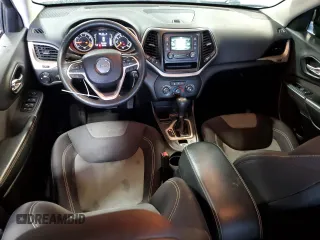 2015 Jeep Cherokee Sport с VIN 1C4PJLABXFW642941, выставлен на аукционе Copart как лот 58426695 с пробегом 134 210 миль миль и Списание • Salvage title. История ставок и продаж доступна на DreamBid. Изображение 8.