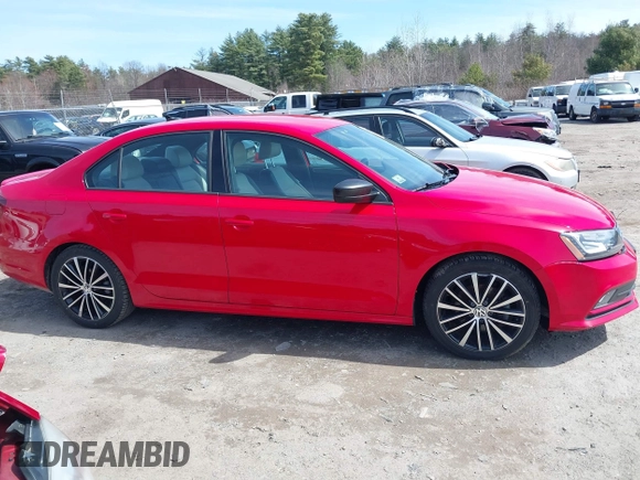 2016 Volkswagen Jetta Sport z VIN 3VWD17AJXGM280433, wystawiony jako IAAI lot #41961895 z przebiegiem 89 814 mil mil oraz . Historia ofert i sprzedaży dostępna na DreamBid. Obrazek 14.