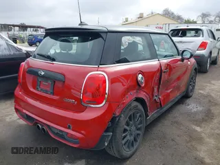 2014 MINI Hardtop S z VIN WMWXM7C51ET985947, wystawiony jako IAAI lot #41648463 z przebiegiem 99 152 mil mil oraz . Historia ofert i sprzedaży dostępna na DreamBid. Obrazek 4.