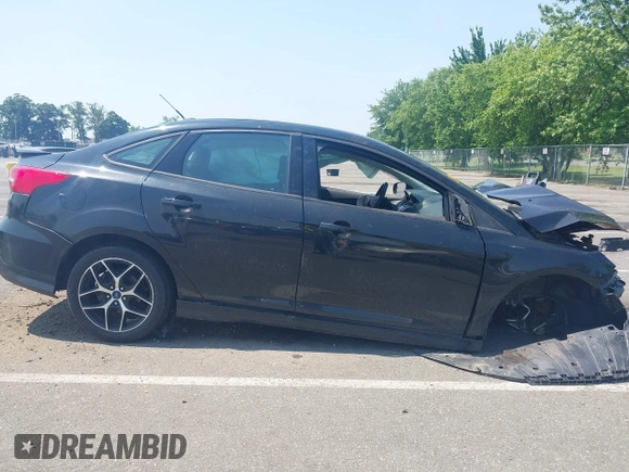 2015 Ford Focus SE с VIN 1FADP3F25FL332956, выставлен на аукционе IAAI как лот 42452810 с пробегом 131 983 миль миль и . История ставок и продаж доступна на DreamBid. Изображение 14.