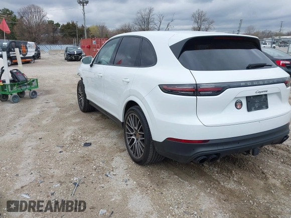 2023 Porsche Cayenne z VIN WP1AA2AY1PDA01984, wystawiony jako IAAI lot #41946680 z przebiegiem 16 121 mil mil oraz . Historia ofert i sprzedaży dostępna na DreamBid. Obrazek 3.