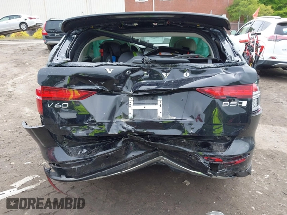 2023 Volvo V60 Plus with VIN YV4L12WY5P2105714, listed as a IAAI auction lot 42372970 with 30,170 mi miles and . Bid and sale history available at DreamBid. Image 6.