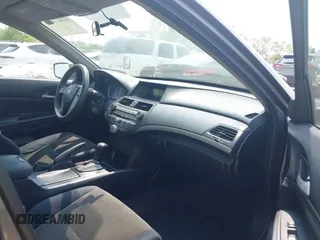 2010 Honda Accord LX с VIN 1HGCP2F34AA169599, выставлен на аукционе IAAI как лот 42417416 с пробегом 144 611 миль миль и . История ставок и продаж доступна на DreamBid. Изображение 5.