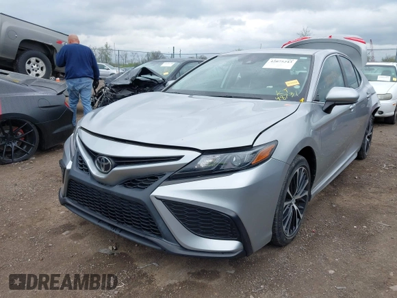2021 Toyota Camry SE Nightshade with VIN 4T1G11AK1MU458190, listed as a IAAI auction lot 42075243 with 48,731 mi miles and . Bid and sale history available at carsss.com. Image 18.