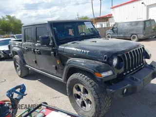 2021 Jeep Gladiator Willys с VIN 1C6HJTAG7ML523718, выставлен на аукционе IAAI как лот 42206058 с пробегом 48 071 миль миль и . История ставок и продаж доступна на DreamBid. Изображение 1.