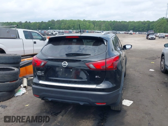 2017 Nissan Rogue S z VIN JN1BJ1CP9HW019565, wystawiony jako IAAI lot #42121059 z przebiegiem 106 056 mil mil oraz . Historia ofert i sprzedaży dostępna na DreamBid. Obrazek 16.