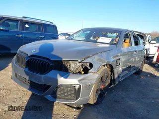 2023 BMW 5 Series 530e z VIN WBA13AG00PCM16532, wystawiony jako IAAI lot #41195273 z przebiegiem 21 335 mil mil oraz . Historia ofert i sprzedaży dostępna na DreamBid. Obrazek 23.