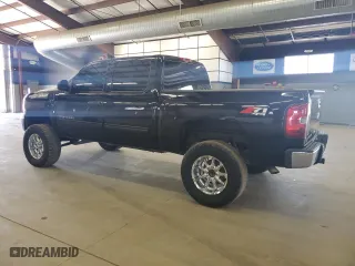 2010 Chevrolet Silverado 1500 LT with VIN 3GCRKSE32AG249719, listed as a Copart auction lot 54500185 with 261,998 mi miles and Clean Title. Bid and sale history available at carsss.com. Image 2.