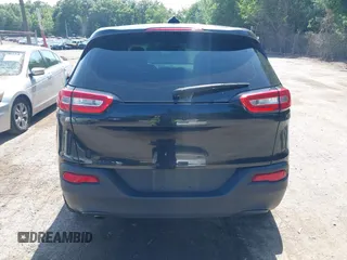 2016 Jeep Cherokee Sport с VIN 1C4PJLAB6GW125251, выставлен на аукционе IAAI как лот 42525092 с пробегом 109 767 миль миль и . История ставок и продаж доступна на DreamBid. Изображение 16.