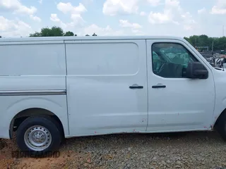 2014 Nissan NV S with VIN 1N6BF0KX9EN109209, listed as a IAAI auction lot 42018108 with 147,362 mi miles and . Bid and sale history available at DreamBid. Image 14.