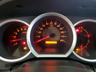 2010 Toyota Tacoma z VIN 5TEPX4ENXAZ672722, wystawiony jako Copart lot #58229425 z przebiegiem 132 308 mil mil oraz Czysty tytuł • Clean title. Historia ofert i sprzedaży dostępna na DreamBid. Obrazek 9.