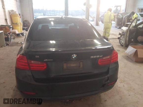 2014 BMW 3 Series 328d xDrive with VIN WBA3D5C57EKX96972, listed as a IAAI auction lot 41319580 with 171,355 mi miles. Bid and sale history available at carsss.com. Image 16.