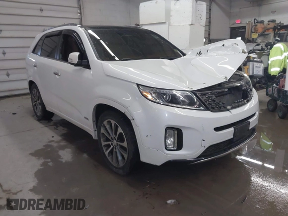 2015 Kia Sorento SX Limited with VIN 5XYKWDA70FG619582, listed as a IAAI auction lot 41558289 with 115,222 mi miles. Bid and sale history available at carsss.com. Image 1.