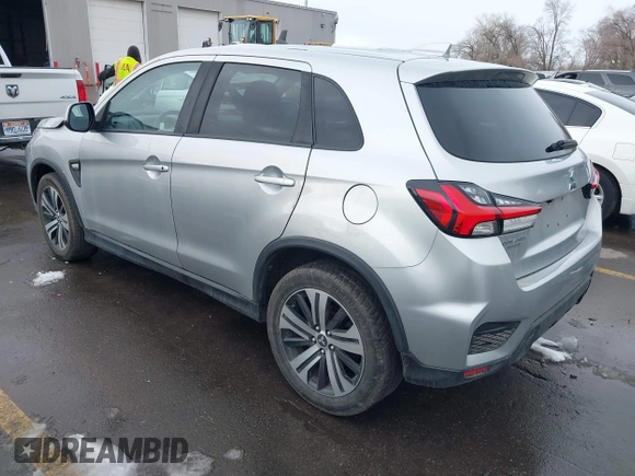 2020 Mitsubishi Outlander Sport ES 2.0 with VIN JA4AR3AU7LU024588, listed as a IAAI auction lot 41591589 with 117,495 mi miles. Bid and sale history available at carsss.com. Image 3.
