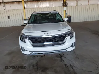 2023 Kia Seltos SX with VIN KNDETCA21P7356246, listed as a Copart auction lot 61078205 with 75,612 mi miles and Salvage title. Bid and sale history available at DreamBid. Image 5.