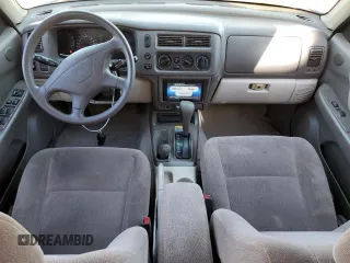 2000 Mitsubishi Montero LS z VIN JA4MT31H0YP015030, wystawiony jako Copart lot #83232584 z przebiegiem 75 294 mil mil oraz Szkoda całkowita • Salvage title. Historia ofert i sprzedaży dostępna na DreamBid. Obrazek 8.
