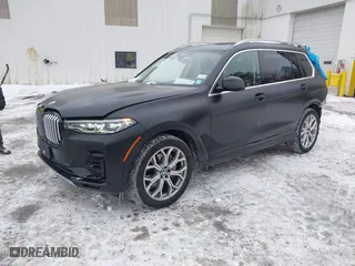 2021 BMW X7 xDrive40i with VIN 5UXCW2C04M9G14524, listed as a IAAI auction lot 41440163 with 49,046 mi miles. Bid and sale history available at carsss.com. Image 2.