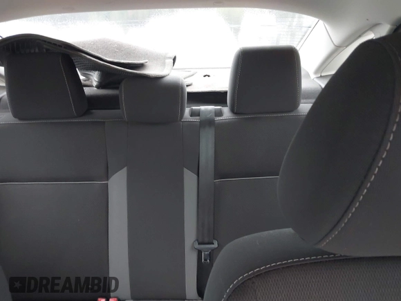 2013 Ford Focus SE z VIN 1FADP3F25DL189133, wystawiony jako IAAI lot #42438118 z przebiegiem 122 350 mil mil oraz . Historia ofert i sprzedaży dostępna na DreamBid. Obrazek 13.