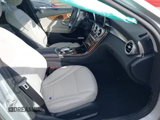 2015 Mercedes-Benz C 300 Luxury with VIN 55SWF4KBXFU005018, listed as a IAAI auction lot 41811118 with 86,443 mi miles and . Bid and sale history available at DreamBid. Image 5.