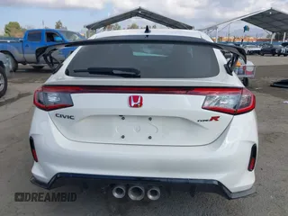 2024 Honda Civic Type R z VIN JHMFL5G42RX003041, wystawiony jako IAAI lot #41548644 z przebiegiem 7 395 mil mil oraz . Historia ofert i sprzedaży dostępna na DreamBid. Obrazek 17.