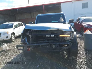 2022 Ford Bronco with VIN 1FMEE5DP5NLB85773, listed as a IAAI auction lot 41184225 with 22,597 mi miles. Bid and sale history available at carsss.com. Image 13.