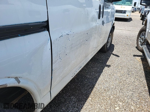 2010 Chevrolet Express Cargo with VIN 1GCZGFBA8A1153393, listed as a IAAI auction lot 42677832 with 159,087 mi miles and . Bid and sale history available at DreamBid. Image 29.