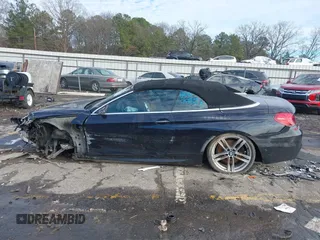 2012 BMW 6 Series 640i z VIN WBALW7C52CC618691, wystawiony jako IAAI lot #41305802 z przebiegiem Nie podano mil oraz . Historia ofert i sprzedaży dostępna na DreamBid. Obrazek 14.