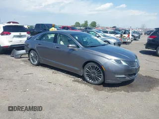 2014 Lincoln MKZ Hybrid with VIN 3LN6L2LU5ER824039, listed as a IAAI auction lot 41964437 with 208,407 mi miles. Bid and sale history available at carsss.com. Image 1.