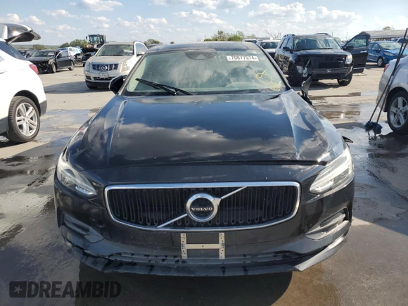 2018 Volvo S90 Momentum with VIN LVY102AK0JP050446, listed as a Copart auction lot 70877574 with 125,872 mi miles and Clean Title. Bid and sale history available at carsss.com. Image 5.