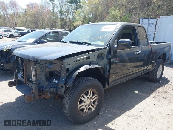 2009 Chevrolet Colorado Work Truck with VIN 1GCDT199498138526, listed as a IAAI auction lot 42112455 with 211,039 mi miles. Bid and sale history available at carsss.com. Image 2.