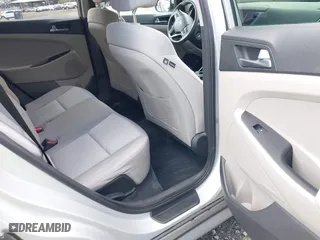 2017 Hyundai Tucson SE Plus with VIN KM8J33A40HU449337, listed as a IAAI auction lot 42010707 with 55,383 mi miles. Bid and sale history available at carsss.com. Image 8.