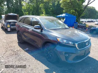 2020 Kia Sorento EX V6 with VIN 5XYPHDA51LG706563, listed as a IAAI auction lot 39526327 with 36,833 mi miles. Bid and sale history available at carsss.com. Image 1.