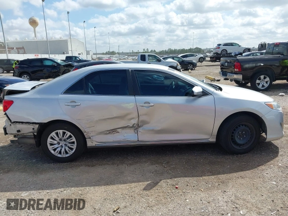 2014 Toyota Camry L with VIN 4T4BF1FK0ER384563, listed as a IAAI auction lot 41782381 with 75,868 mi miles. Bid and sale history available at carsss.com. Image 14.